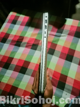 Asus VivoBook S15 S510U Core i5 7th Gen 2GB Graphics
